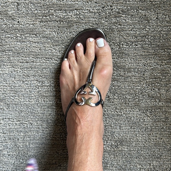 Cute Gucci Sandals - Picture 5 of 5